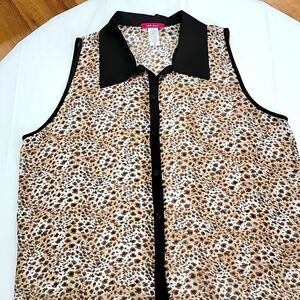 🖤5/$20🖤 JULIE'S CLOSET..sheer animal print top..